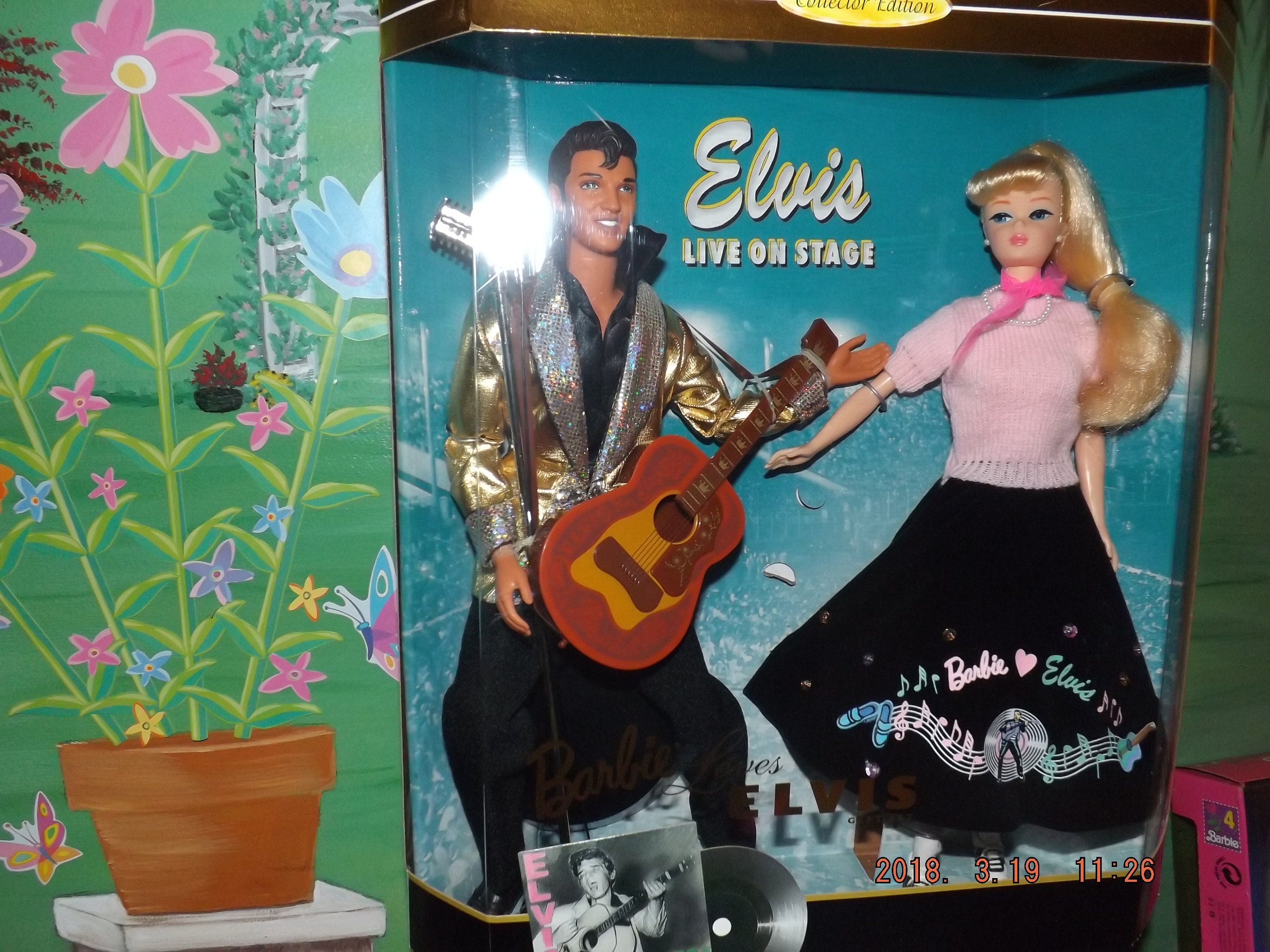 1996 barbie loves elvis gift set