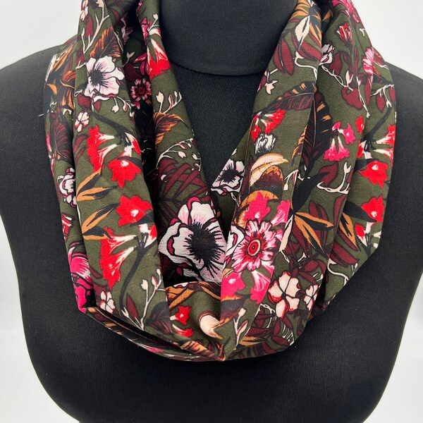 Printed loop scarf