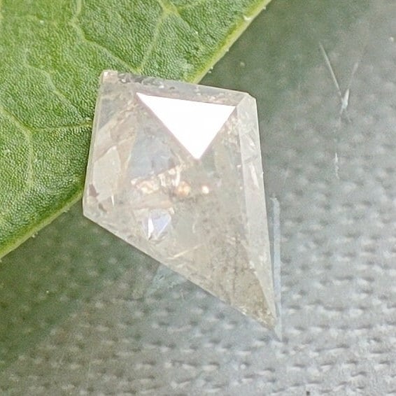 Diamant Brut Naturel 1,24 Ct Coupe Cerf-volant - Style Sel Et Poivre, Poli, Origine Inde