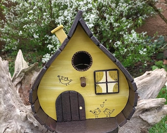 Nichoir oiseau en bois décoré main – Cabane à oiseaux style cottage– Nichoir mésange ou moineau – Décoration jardin artisanale - bird house