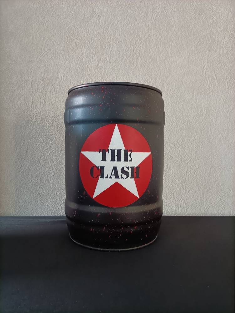 Maxi Tirelire - Fût de Bière Recyclé et Customisé à La Peinture Acrylique Mini Baril The Clash
