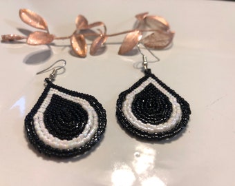Black and White Earrings- Beaded Earrings - Dangling Earrings - Round Earrings - Teardrop Earrings - Large Black and White Earrings