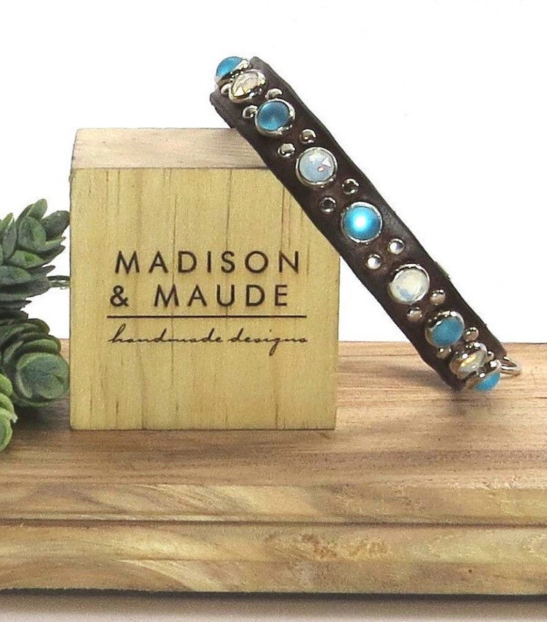 1/2 Elsie Maude Breakaway Leather Cat Collar DESIGN image 0