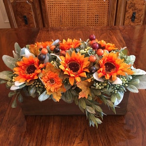 FALL TABLE CENTERPIECE, Fall Farmhouse Centerpiece, Thanksgiving Table Centerpiece, Fall Farmhouse Decor, Centerpiece Dining Table