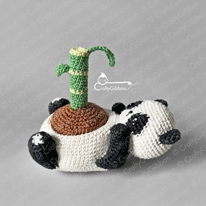 Crochet/Amigurumi PDF pattern: Panda/Bamboo Planter