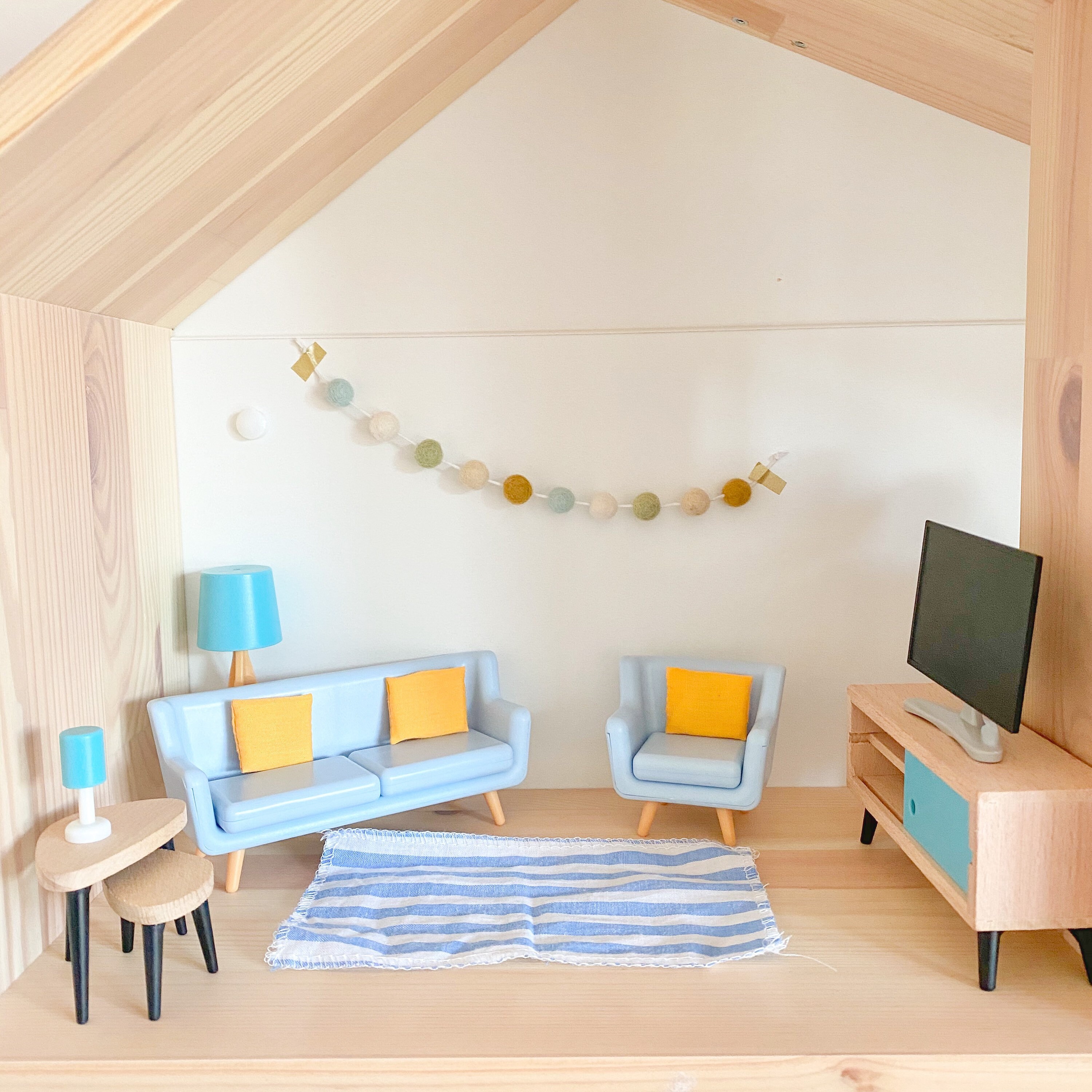 dolls house decor