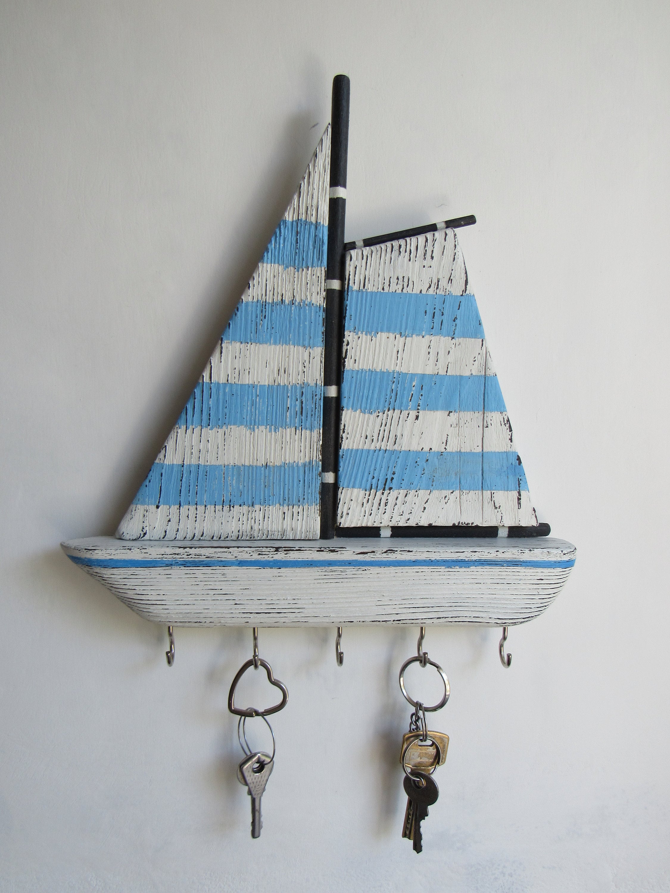 Nautical Sailboat Wall Key Holder | Coastal Beach Key Rack