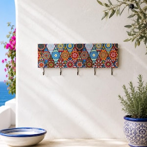 Portachiavi Mandala Boho da parete / Portachiavi colorato con 5 ganci / Organizzatore per l'ingresso