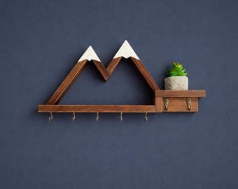 Wooden Mountain Key Holder with Shelf and 7 Hooks | Entryway Organizer
