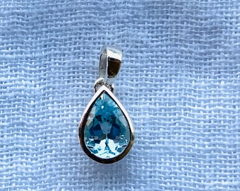 Topaz pendant