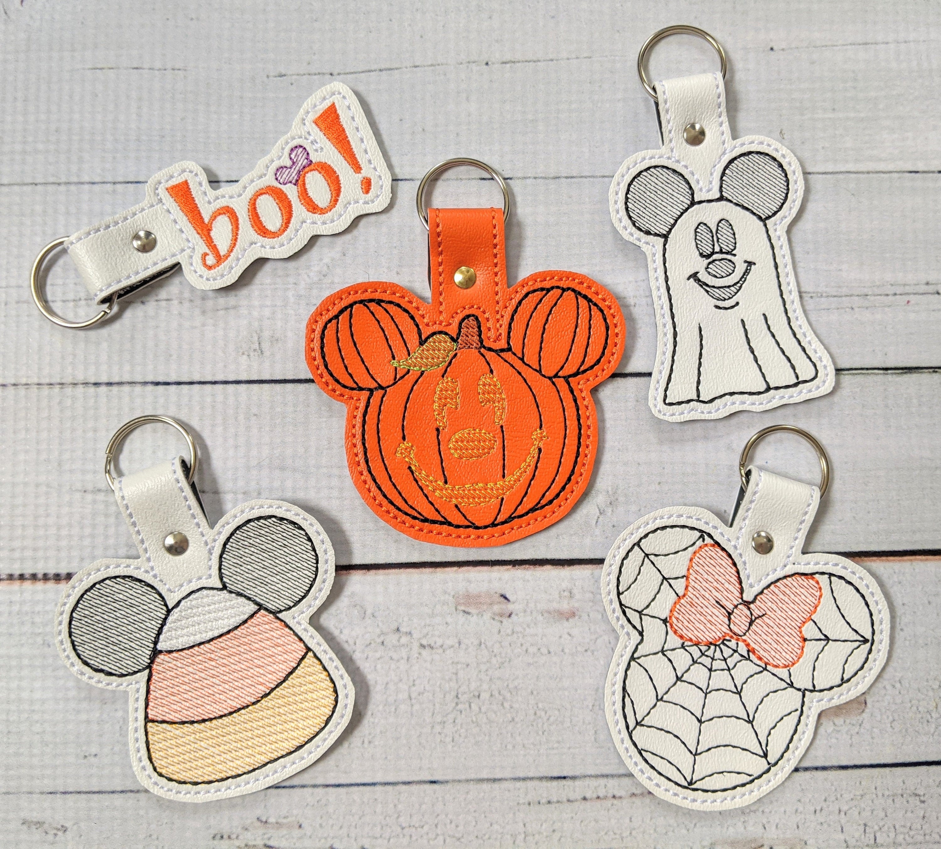 Mickey mini key fob - Etsy 日本