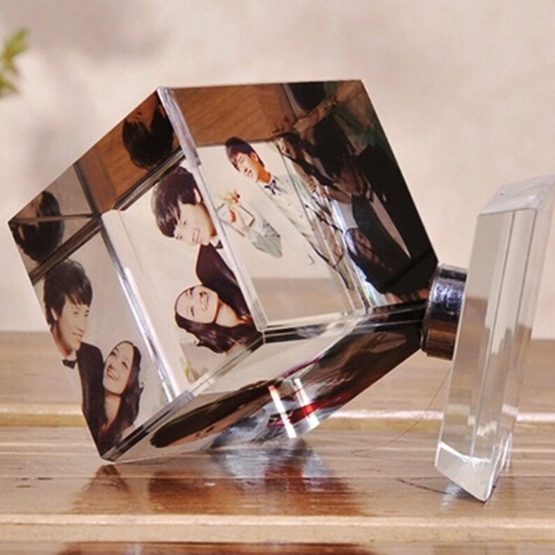 rotating crystal cube photo frame
