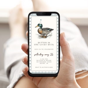 Ente 1st Birthday Texteinladungsvorlage | Bearbeitbar EINE Lucky Duck-Geburtstagsfeier E-Invite | Kleine Ente Erster Geburtstag papierlos Einladen S557