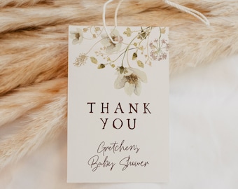 Wildblumen Dankeschön-Anhänger-Vorlage | Bearbeitbar Unsere kleine Wildblume ist ein Mädchen 1. Geburtstag druckbarer weißer Blumengeschenkanhänger S446