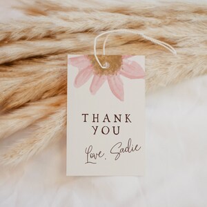 Wildblumen Dankeschön-Anhänger-Vorlage | Bearbeitbar Unsere kleine Wildblume ist ONE Girl 1st Geburtstag Printable Pink Blumen Geschenkanhänger S447