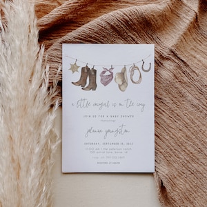 Modello di invito modificabile per baby shower da cowgirl / Invito stampabile per baby shower da bambina in stile Western / Una piccola cowgirl è in arrivo S228