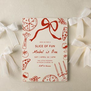 Modèle d'invitation de 1er anniversaire de pizza | Invitation à une fête d'anniversaire pour le premier anniversaire de pizza dessinée à la main, modifiable, S761