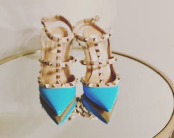 Tacones EUC Worn Once Valentino Rockstud talla 37.5
