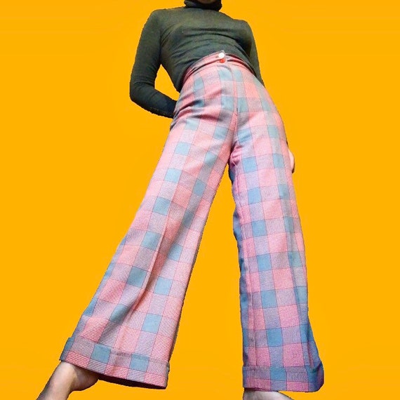 True Vintage 1970s Plaid Bell Bottoms
