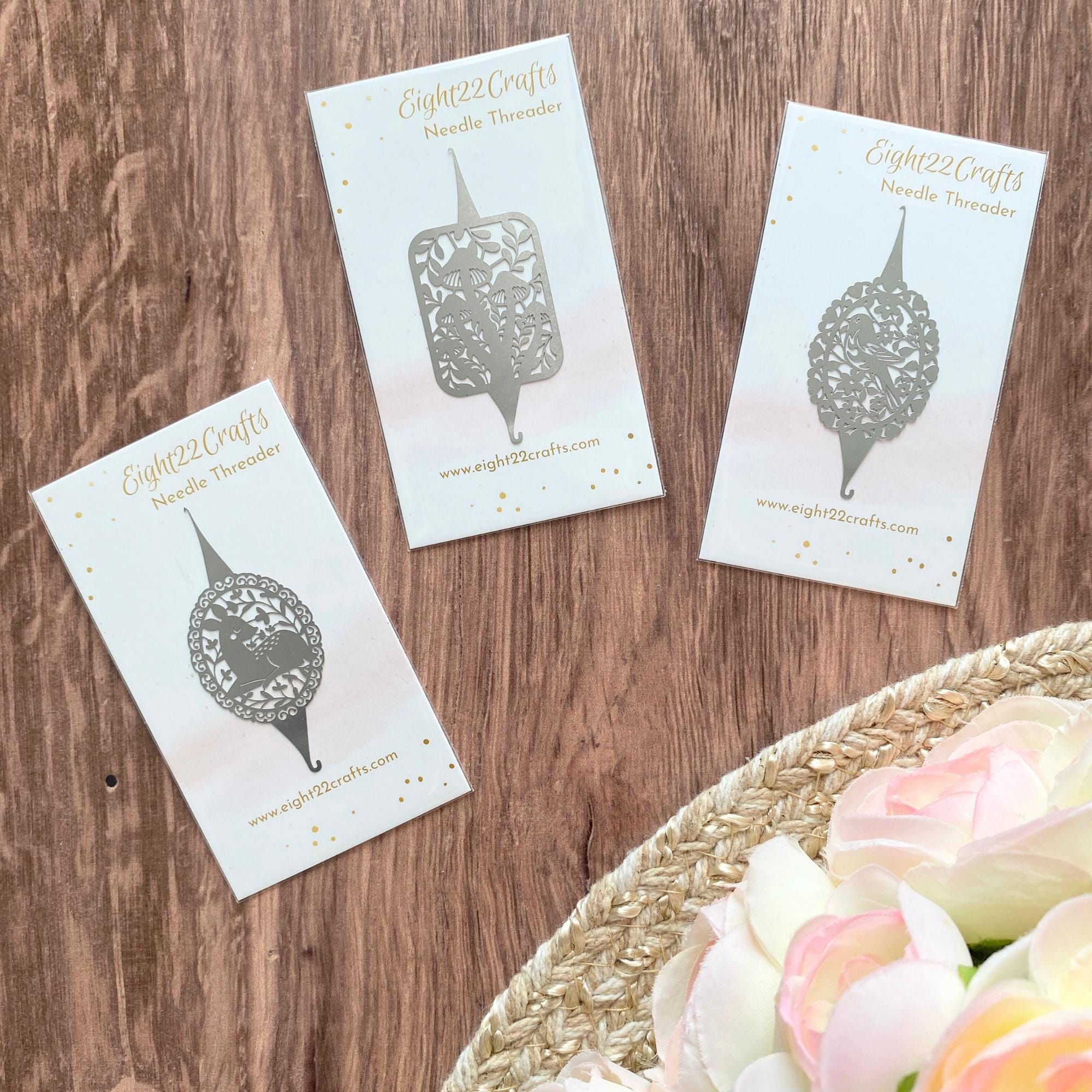 Modern Needle Threader by Dritz for Embroidery, Needlework, Cross Stitch; Threading Tool for Sewing; Stocking Stuffer