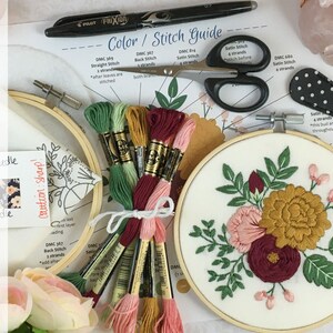 DELUXE Embroidery Kit, Summer Dream Embroidery Kit, Beginner Hand Embroidery Kit, Floral Embroidery Kit, DIY Craft Kit, Hoop Art Kit