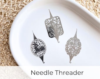 Enhebrador de agujas moderno de Dritz para bordado, labores de aguja y punto de cruz; herramienta para enhebrar en costura; ideal para regalar.