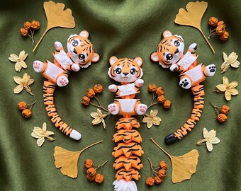 Custom Articulated Flexi Tiger Fidget Keychain | 3D Printed Bag Charm, Desk Companion