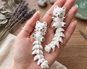 Custom Articulated Flexi Samoyed Fidget Keychain | 3D Printed Bag Charm, Desk Companion