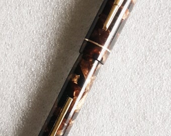 Vintage "The Unique Pen"Fountain Pen c1930,s