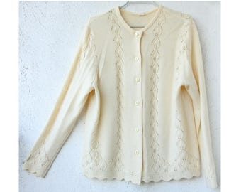 Vintage 80s Pale yellow Women's CARDIGAN button down long sleeveless round neck M-L size