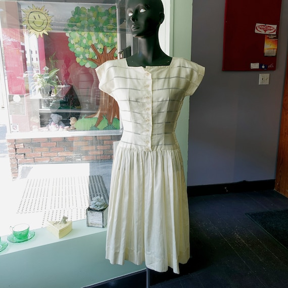 Cream 1950s Carole King Junior's Dress - (W - 24)