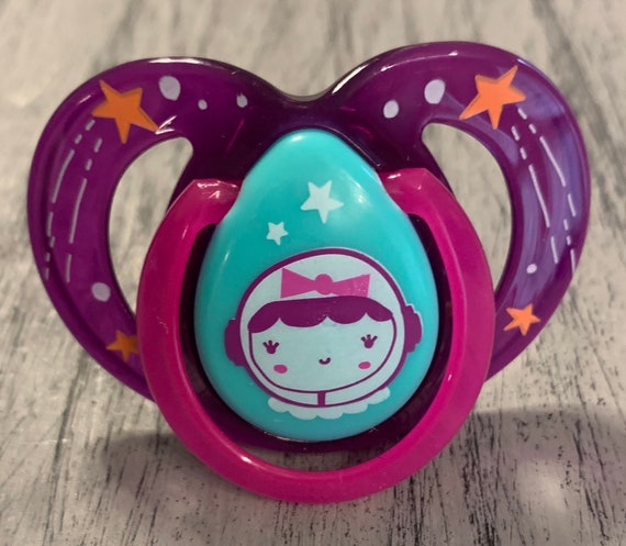 Personalized tommee store tippee pacifiers