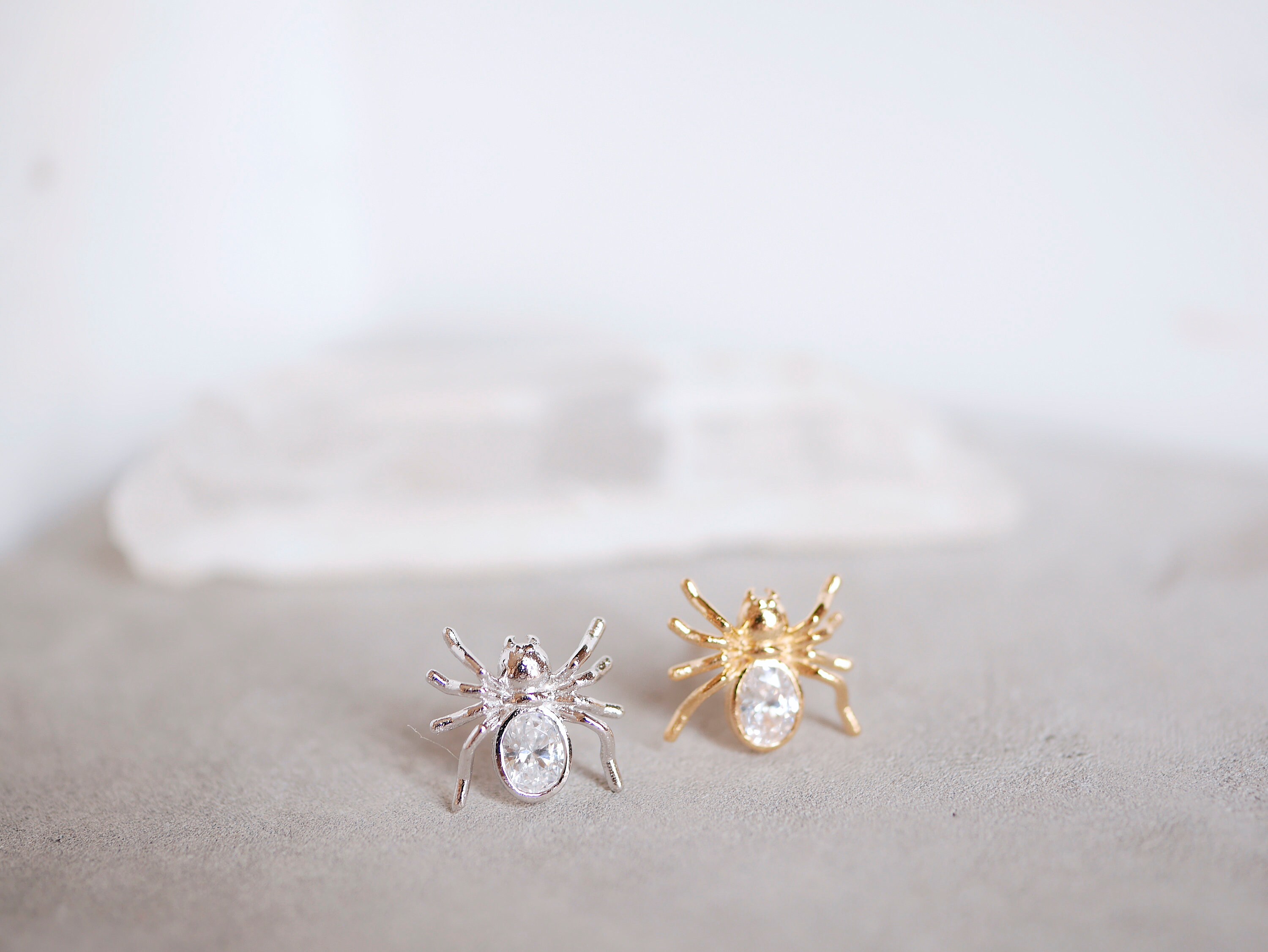 spider stud earrings