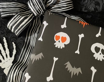 Halloween Heart Eyes