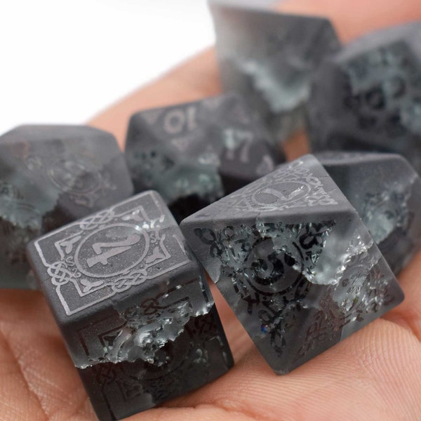 1 VOLLEDIGE set edelsteendobbelstenen-Dungeons & Dragons-DnD D en D-dobbelstenenset-Celtic Knot Themed Dice-Limited Edition dobbelstenen-beperkte voorraad-SNELLE verzending