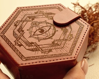Personalized D and D Dice Box-dungeons and dragons Dice Vault-Custom Dice Box-DnD Case-Dice Holder for rpg Games-DnD gifts-Choose Role