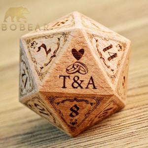 Bois personnalisé D20-35 mm grand bois D20-Dés de mariage d et d-Dés de mariage personnalisés D20-Personnalisé anniversaire D20-Hêtre naturel-Bois de rose