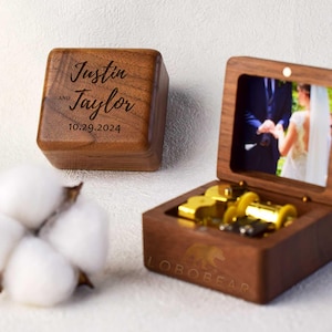Custom Music Box with Photo-Personalized Vintage Wooden Music Box-Walnut Natural Wood Music Gifts-Memorial Photo Gifts-Christmas Gift