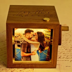 Custom Photo Cube-Walnut Hand-Crank Flip Book Animation Box-Personalized Photo Flipbook Animated Box-Anniversary Gift-Picture Roller