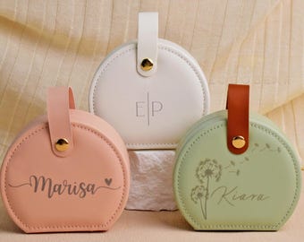 Personalizowane etui na biżuterię - Personalizowane pudełko na biżuterię - Podróżny uchwyt na biżuterię z najwyższej jakości skóry - Prezent dla druhny - Prezent dla niej - Pudełka na zaręczyny dla druhen