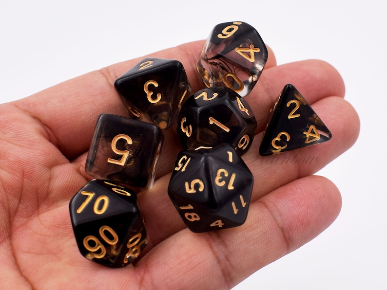 Dungeons and dragons dice - recyclelasopa