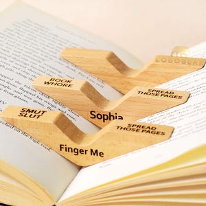 Porte-page-cadeau-cadeau-cadeau-porte-page-pouce personnalisé-personnalisé pour livre de prostituée-cochonne-porte-page de livre-cadeau personnalisé pour les amateurs de lecture image 5