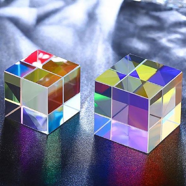 Prisme de séparation de la lumière Cube-Mélange de couleur Cube-Vierge D6-Prisme en verre cristal, Prisme de dispersion RVB, Jouets de bureau multicolores Cadeau éducatif