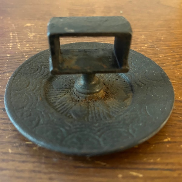 Antique vintage cast iron napkin holder cigarette holder ?