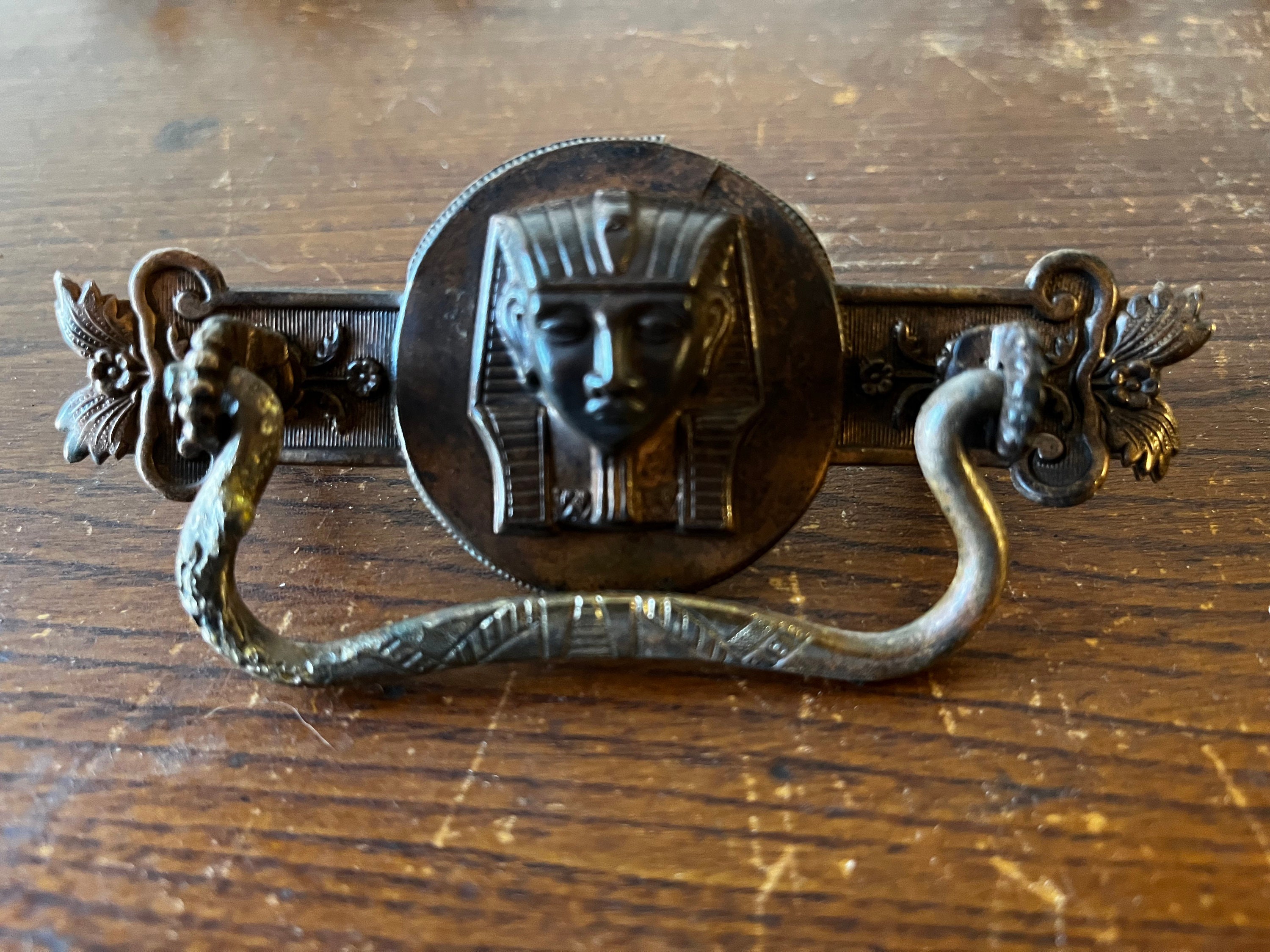 New Bronze Rustic Revival Style Lion Head Pull Handle New Bronze Rustic Revival Style Lion Head Pull Handle