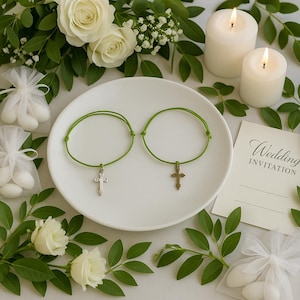 Wensarmbanden met groen kruis: christelijke gunstcadeaus - set van 50