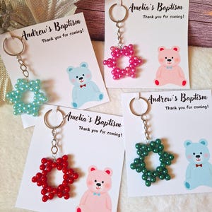 50 llaveros de estrella con forma de tarjeta de regalo de bautizo personalizados / llaveros de estrella de David para invitados con forma de estrella de regalo de bautizo / llaveros de estrella con forma de tarjeta de regalo de bautizo personalizados