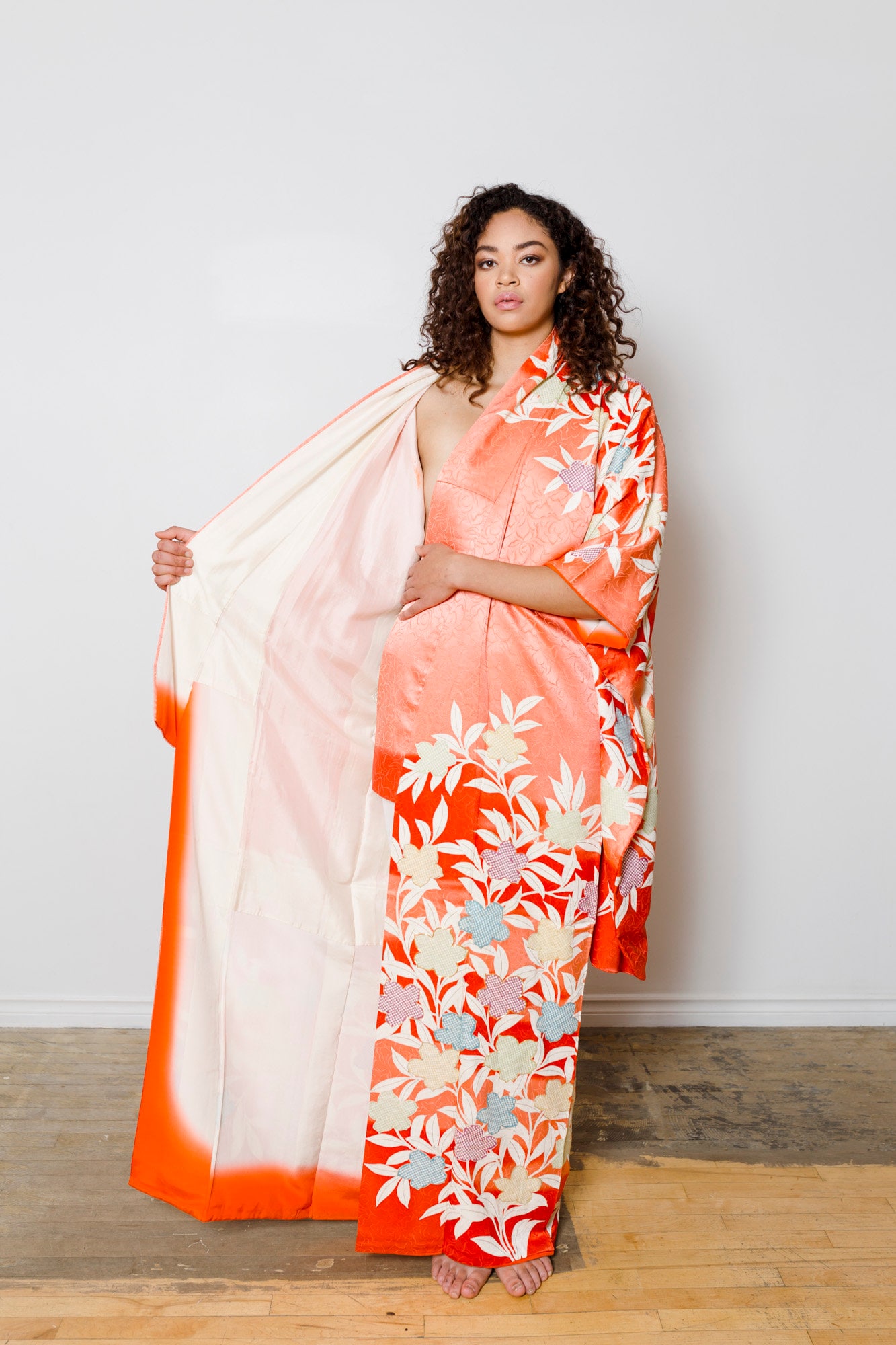 Silk Floral Kimono // Pink & Red Kimono // Vintage Japanese Furisode