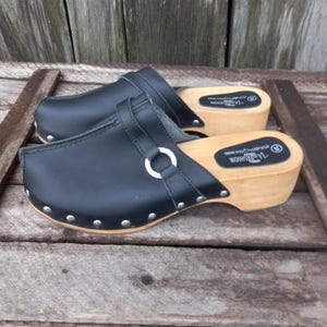 90s Brown leather Clogs Platform Vintage Wood heels Mules shoes women Chunky heel boots Retro Wooden Sandals Size 39 Warm Summer Boot Hippie