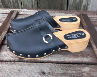 90s Brown Leather Clogs: Vintage Platform Wood Heel Mules - Size 39
